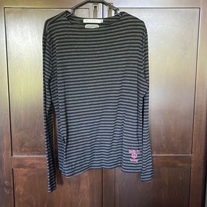 Women’s Arctic Cat long sleeve shirt. EUC, size XXL but fits like an XL